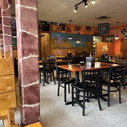Los Portales Restaurant & Grocery
