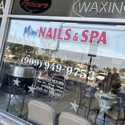 Mimi Nails & Spa