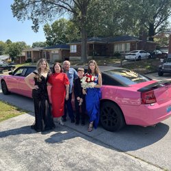 Caal World Wide Limousine - Pink limo
