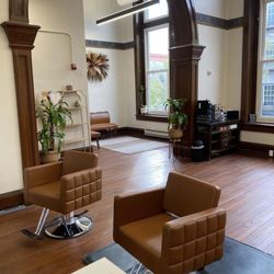 Journey Hair Lounge - Stylist station