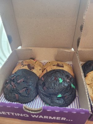 Insomnia Cookies by null