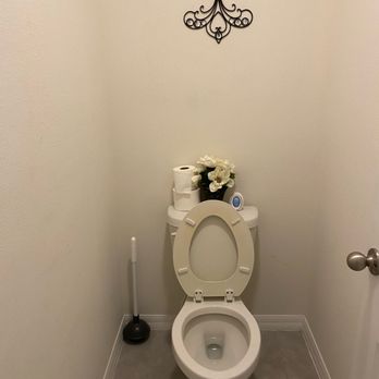 Sunshine Cleaning Solutions - after- cleaned bathroom - Home Cleaning Near Me Sunshine Cleaning Solutions - after- cleaned bathroom - Home Cleaning Near Me