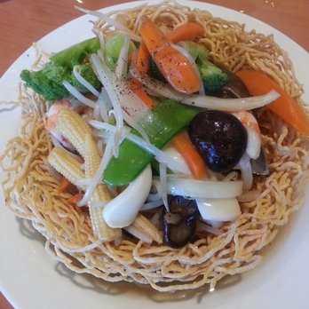 Saigon Jade Restaurant - Bird Nest (Seafood Crispy Egg Noodles), just the right taste! - Vietnamese Near Me - Mesa, Arizona