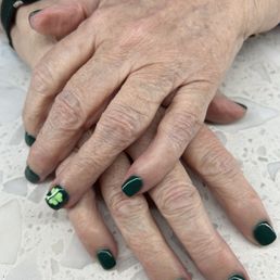 Beautiful manicure ready for St Patrick's day. Beautiful manicure ready for St Patrick's day.