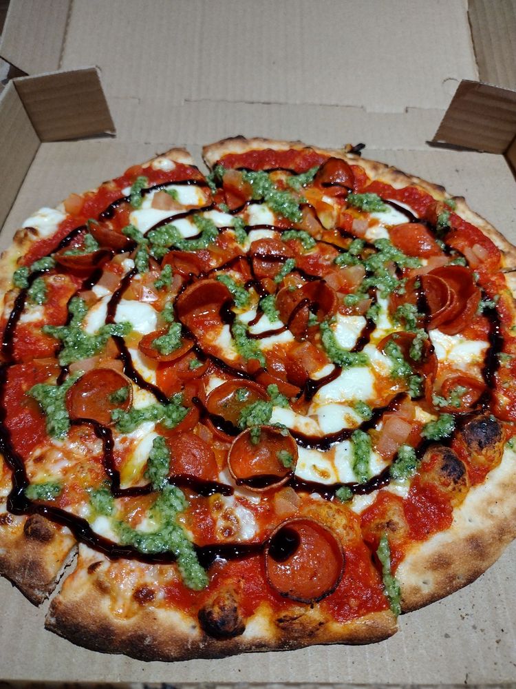 Arrowhead Pizza Logo