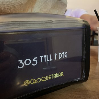Dos Croquetas - Bakeries Near Me - Miami, Florida