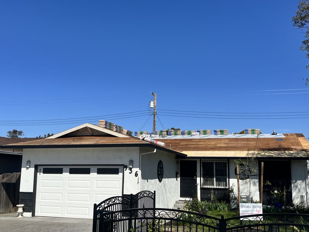 Slide of Gonzalez Roofing