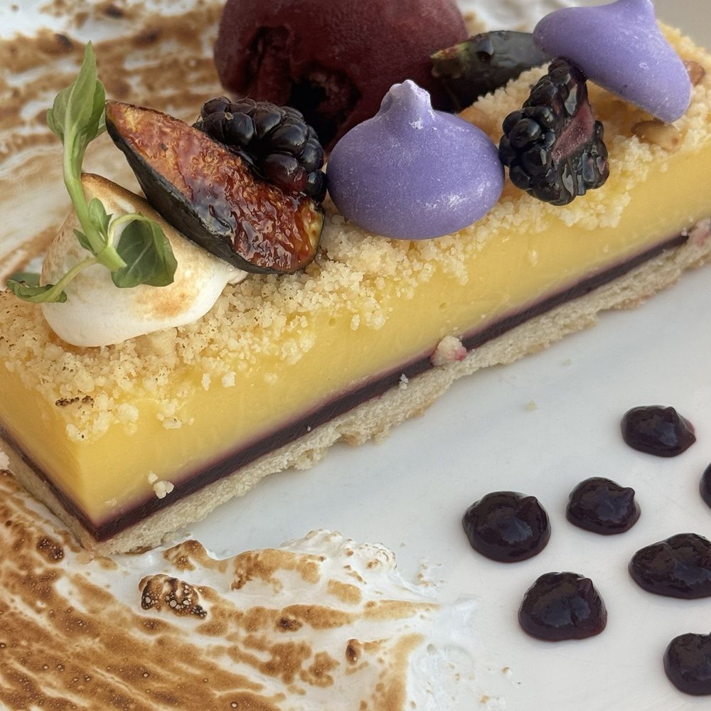 Splashes Restaurant - ROSEMARY LEMON BAR - New American Near Me - Laguna Beach, California Splashes Restaurant - ROSEMARY LEMON BAR - New American Near Me - Laguna Beach, California