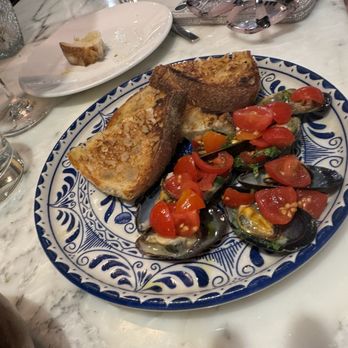 Il Pastaio di Eataly - Muscles - Pasta Shops Near Me - Dallas, Texas
