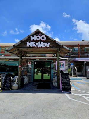 Hog Heaven Sports Bar and Grill by null