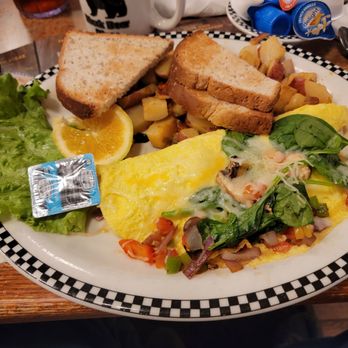 Black Bear Diner Downey - Veggie Omelette - Diners Near Me - Downey, California
