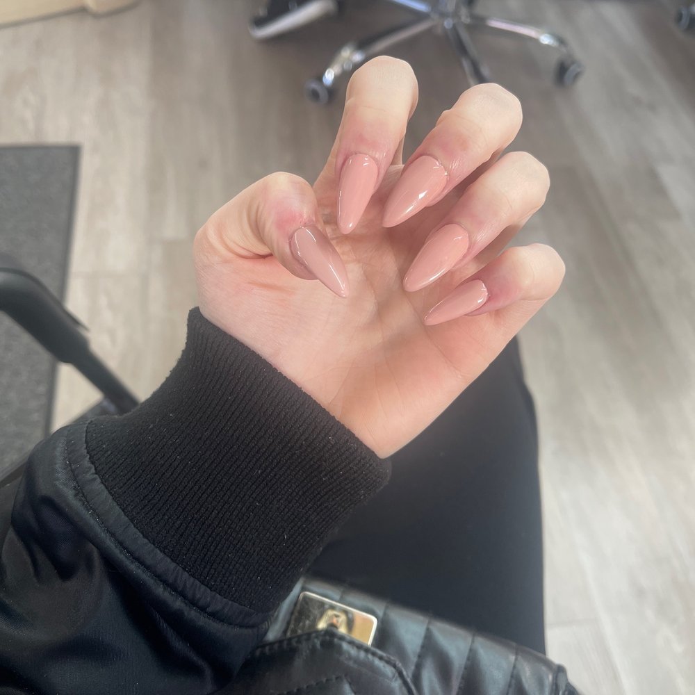 D & D Nails - Nail Salons Near Me - Lebanon, Illinois