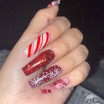 Bella Nails & Spa - Nails by Tom - Nail Salons Near Me - Oxnard, California
