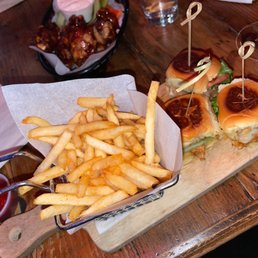 Fried Chicken Sliders Fried Chicken Sliders