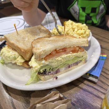 Nate'n Al's - Egg Salad Sandwich w/ Macaroni Salad - Delis Near Me - Beverly Hills, California Nate'n Al's - Egg Salad Sandwich w/ Macaroni Salad - Delis Near Me - Beverly Hills, California