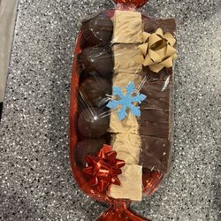 Sheila’s Maine Treats - Dessert dish