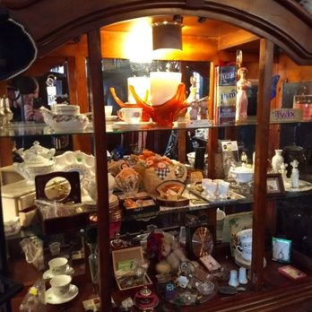 Olive Branch Cafe - They have a quaint store attached to the Cafe. this is one of its display cabinets. - Cafes Near Me - Tacoma, Washington Olive Branch Cafe - They have a quaint store attached to the Cafe. this is one of its display cabinets. - Cafes Near Me - Tacoma, Washington