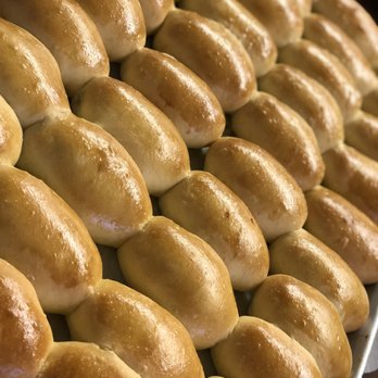 Kellee Donut Shop - a tray of freshly baked buns - Donuts Near Me - Brownwood, Texas Kellee Donut Shop - a tray of freshly baked buns - Donuts Near Me - Brownwood, Texas