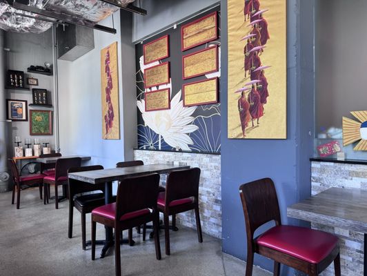 Pla-Tu Sushi Thai Tapas by null