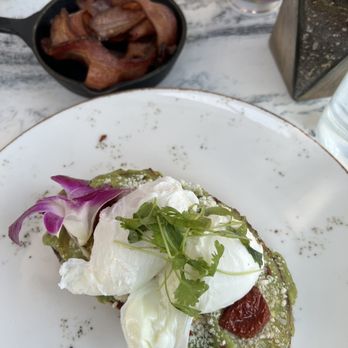 Sunny Side Cafe & Eatery - Avocado Toast and bacon - Breakfast & Brunch Near Me - Miami Beach, Florida Sunny Side Cafe & Eatery - Avocado Toast and bacon - Breakfast & Brunch Near Me - Miami Beach, Florida