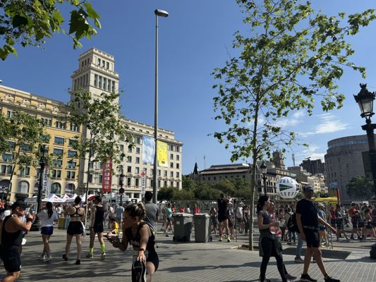 Plaça de Catalunya by null