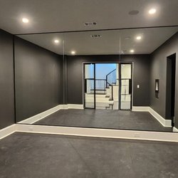 Diamond Glass Company