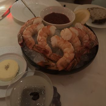 Lex Yard - Shrimp cocktail & basildon park cocktail - New American Near Me - New York, New York