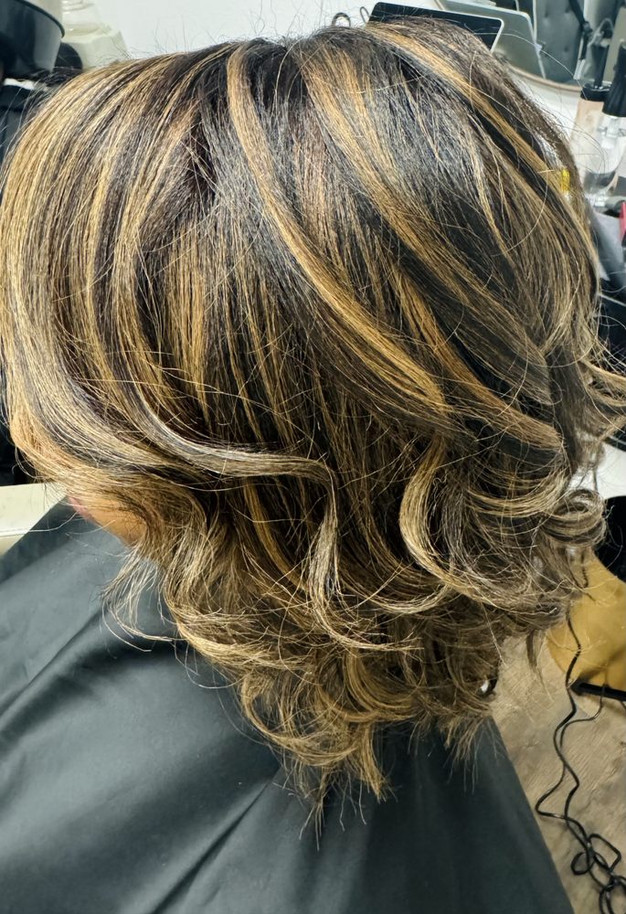 Curl Talk Hair Studio Logo