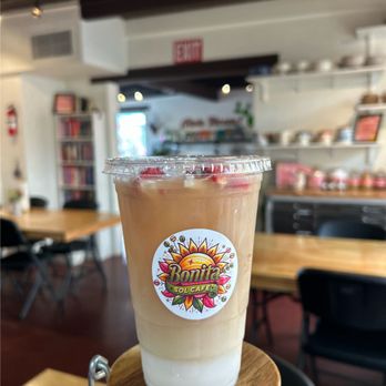 Bonita Sol Cafe - Strawberry Sol London Fog - Coffee & Tea Near Me - Tucson, Arizona