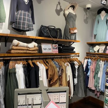 Francesca's - Dresses, skirts, sweaters, denim and jackets. - Women's Clothing Near Me - Napa, California Francesca's - Dresses, skirts, sweaters, denim and jackets. - Women's Clothing Near Me - Napa, California