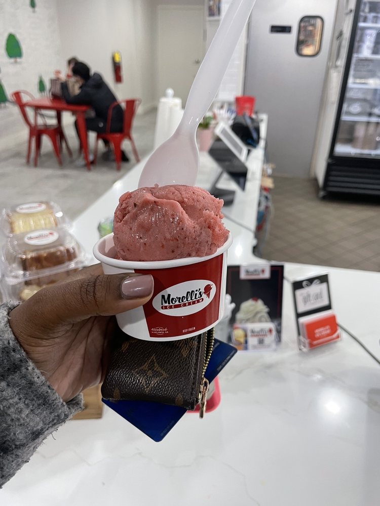 MORELLI’S GOURMET ICE CREAM AND DESSERTS Updated October 2024 37