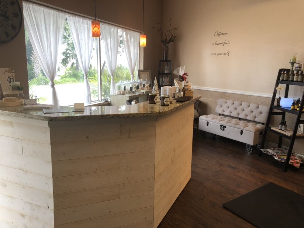 Trés Chic Beauty Boutique & Spa Image