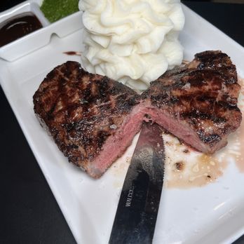 Marcello’s Italian Eatery - Italian Near Me - Monroe, Connecticut