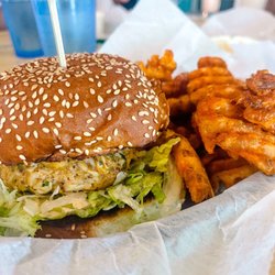 Lowlife Bar - Crab cake sandwich - great but get sauce on side