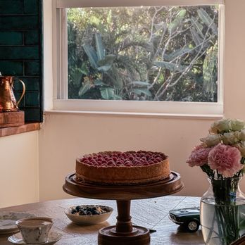 Dang Eats - Heavenly Delicious Fruit Tart - Custom Cakes Near Me - Hollywood, Florida Dang Eats - Heavenly Delicious Fruit Tart - Custom Cakes Near Me - Hollywood, Florida
