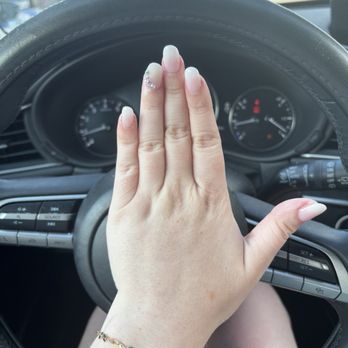 Zen Nails Lounge - Nail Salons Near Me - Indianapolis, Indiana