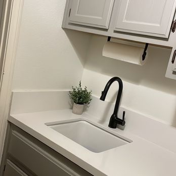 PPP Tile & Stone - After photo of my laundry room counter. - Tiling Near Me - Lake Elsinore, California PPP Tile & Stone - After photo of my laundry room counter. - Tiling Near Me - Lake Elsinore, California