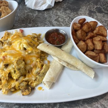 Another Broken Egg Cafe - Southwestern scramble with country potatoes - Breakfast & Brunch Near Me - Fishers, Indiana Another Broken Egg Cafe - Southwestern scramble with country potatoes - Breakfast & Brunch Near Me - Fishers, Indiana