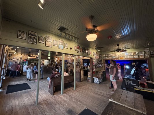 Gruene Hall by null