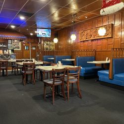 Benjarong Thai - Inside