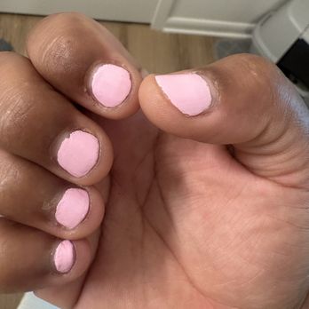 Polished Nail Bar - Fingernail paint chipped and uneven a few minutes after leaving - Nail Salons Near Me - Raleigh, North Carolina Polished Nail Bar - Fingernail paint chipped and uneven a few minutes after leaving - Nail Salons Near Me - Raleigh, North Carolina