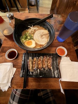 Arashi Ramen by null