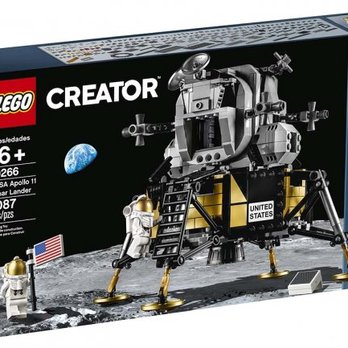The Lego Store - Apollo 11 - Toy Stores Near Me - Louisville, Kentucky