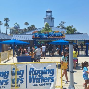 Raging Waters Los Angeles - Amusement Parks Near Me - San Dimas, California Raging Waters Los Angeles - Amusement Parks Near Me - San Dimas, California