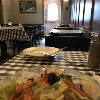 Mama Santa's - House salad - Pizza Near Me - Cleveland, Ohio Mama Santa's - House salad - Pizza Near Me - Cleveland, Ohio