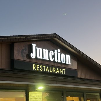 Junction Restaurant - Outside sign - American Near Me - Chinle, Arizona