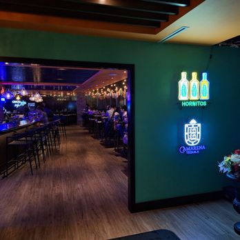 Esta Loca - Tex-Mex Near Me - Chicago, Illinois