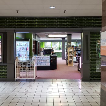 Dimension X Comics - Storefront. - Comic Books Near Me - Highspire, Pennsylvania
