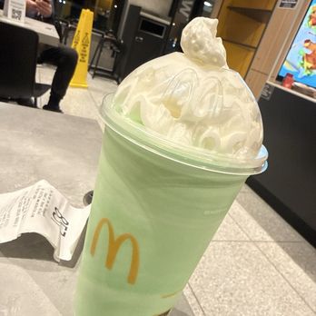 McDonald's - Shamrock shake - Fast Food Near Me - Lillington, North Carolina McDonald's - Shamrock shake - Fast Food Near Me - Lillington, North Carolina