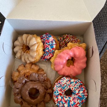 Lisa Donut & Boba - Chosen couple of donuts, some sprinkle, old fashioned etc - Donuts Near Me - Temecula, California Lisa Donut & Boba - Chosen couple of donuts, some sprinkle, old fashioned etc - Donuts Near Me - Temecula, California